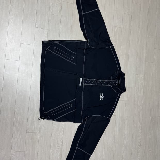 엄브로 아노락 110