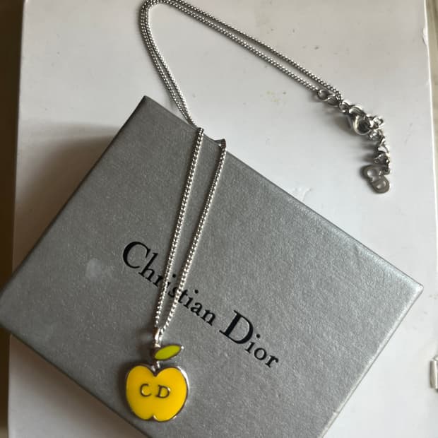 Dior 목걸이