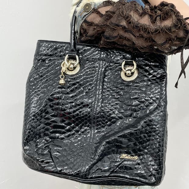 메트로시티 금장 갸루 페이던트 토트백 