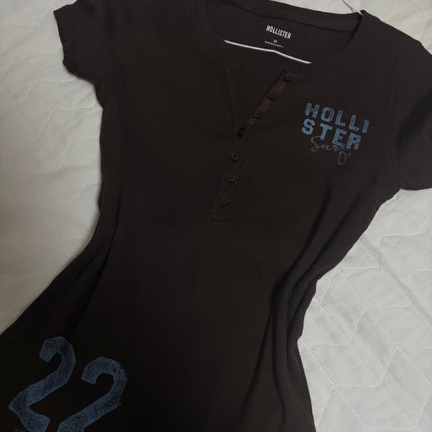 홀리스터 브라운 블루 프린팅 반팔