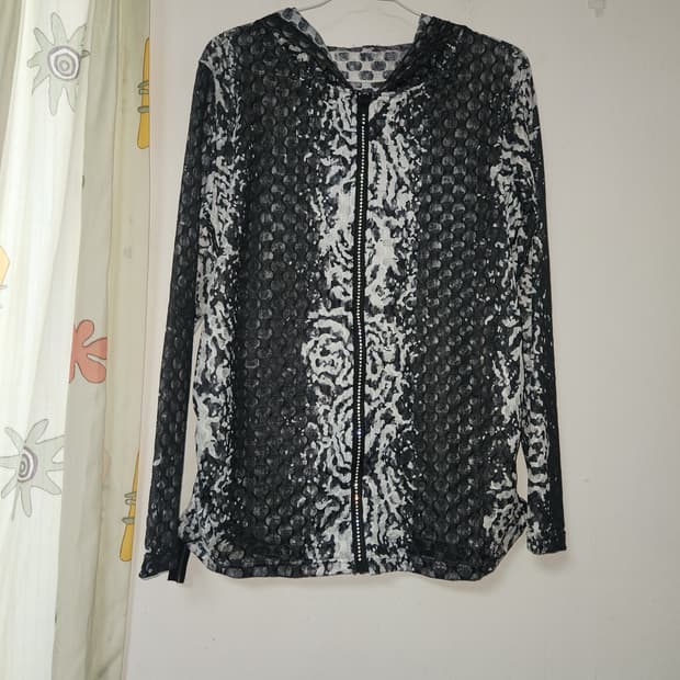 시스루 블랙 패턴 후드 집업 점퍼 F(~100)