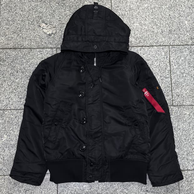 스투시 X 알파인더스트리 N2B