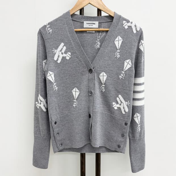 [38]톰브라운 사선완장 드롭 스카이 가디건
