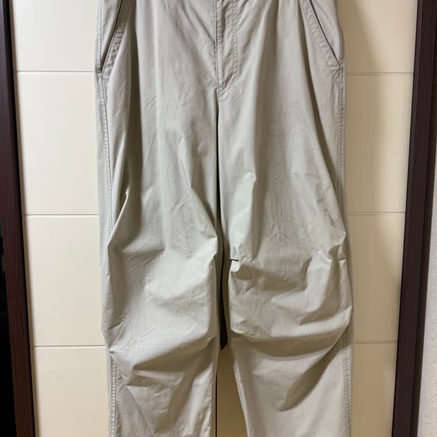 유니클로 와이드핏파라슈트 85