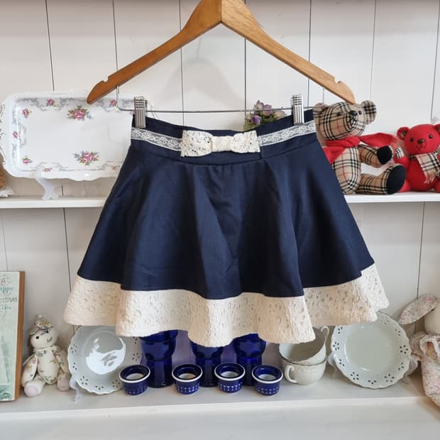 네이비 레이스 플레어 스커트