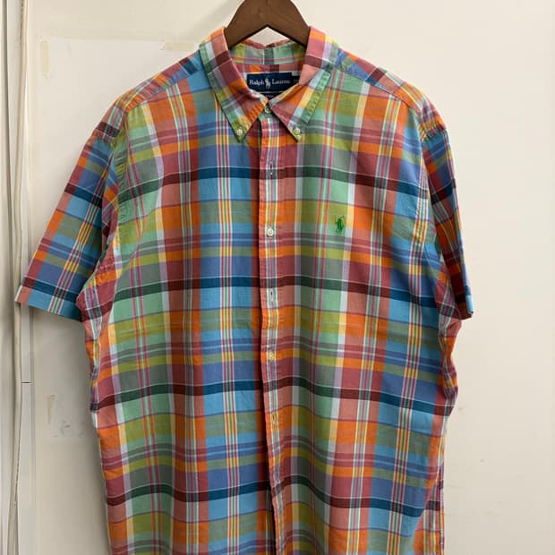 N330. 폴로 반팔 셔츠