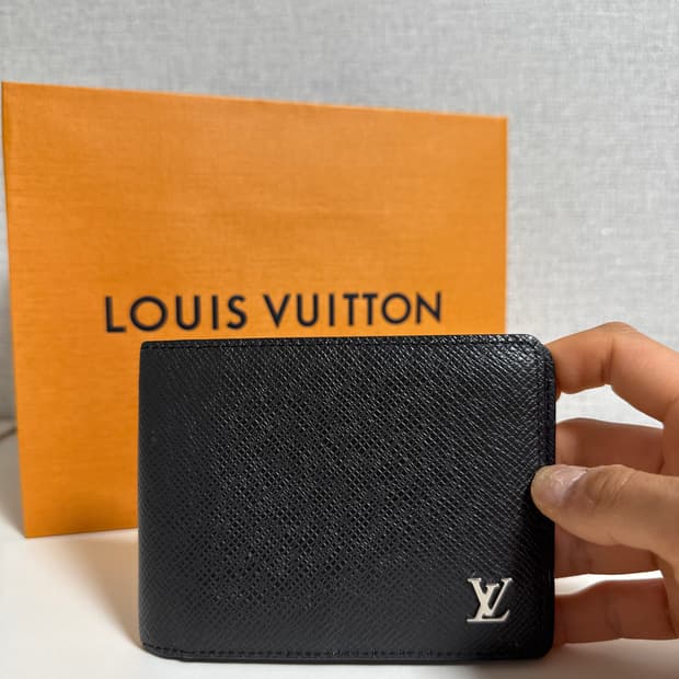 [당일배송] 루이비통 타이가 반지갑