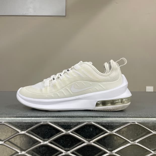 나이키 에어맥스 엑시스 화이트 220