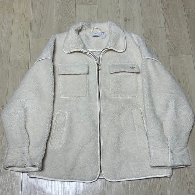 아디다스 아이보리 쉐르파 집업