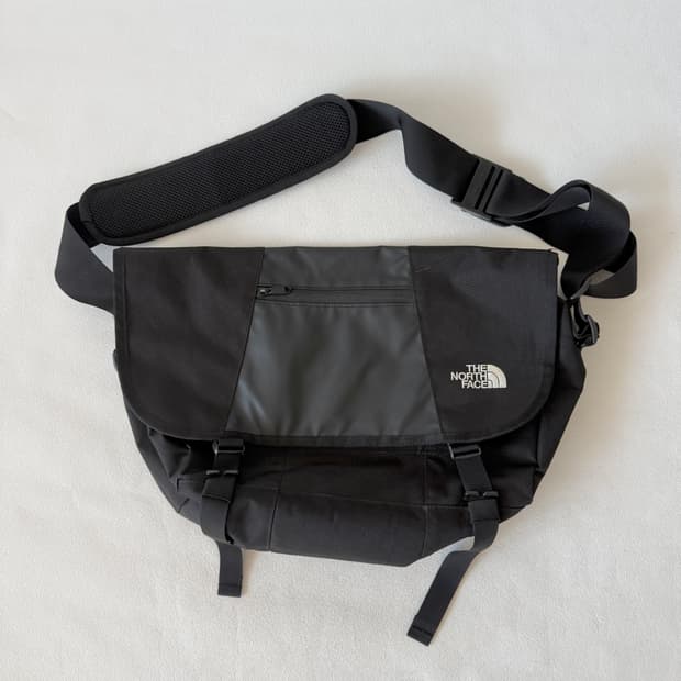 노스페이스(THE NORTH FACE) 메신져백