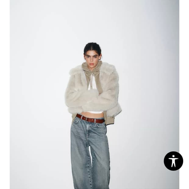 자라 페이크 퍼 숏코트 xs