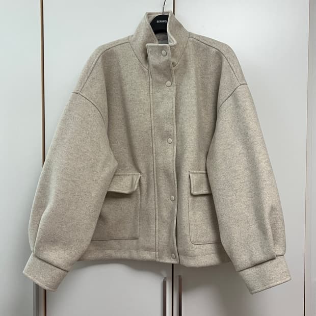 에잇세컨즈 하이넥 반코트