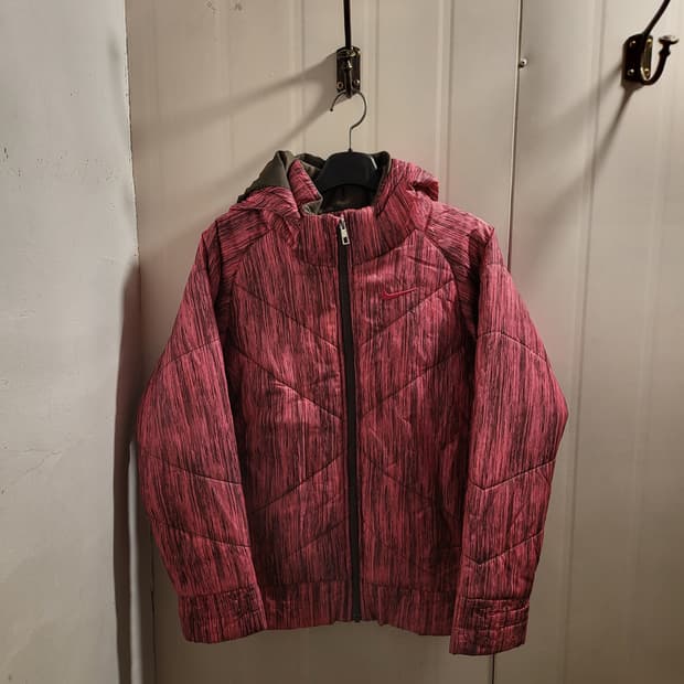 나이키 핑크 후드 경량패딩 키145