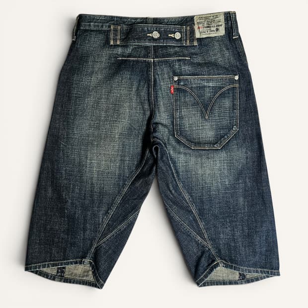 [W32][리바이스]00's 엔지니어드 진®유즈드 워시드 데님 쇼츠#