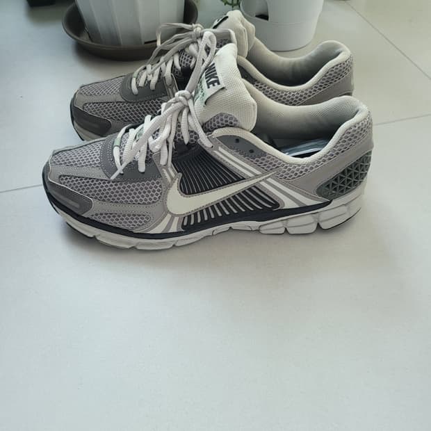 🏷️👟 [W285] 나이키 줌 보메로 5 '코블스톤' 
