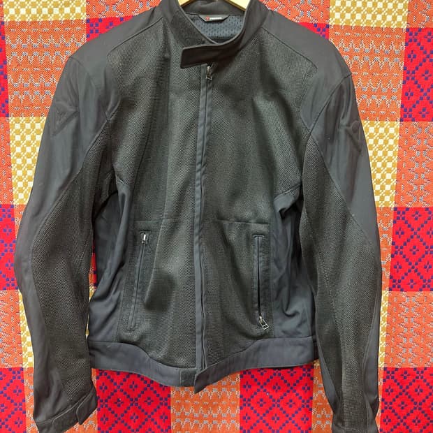 다이네즈 하이드라 메쉬자켓 50 사이즈