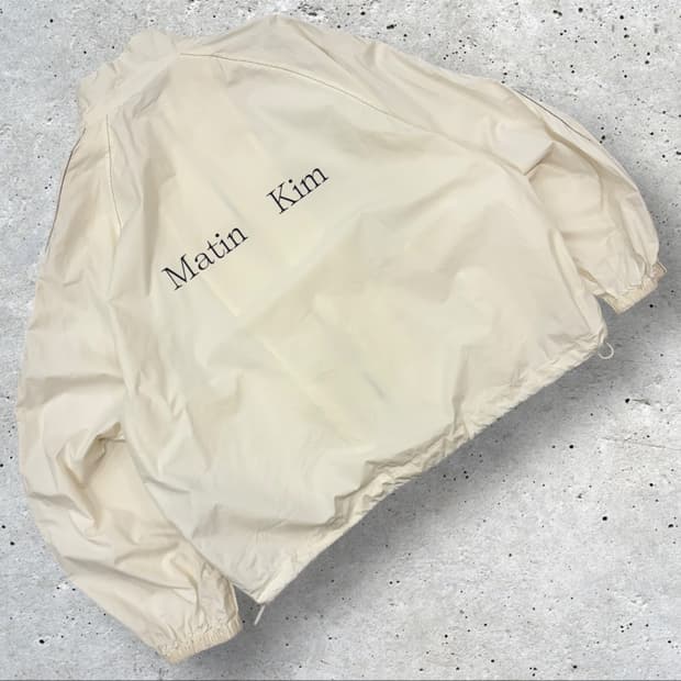 마뗑킴 빅로고 아이보리 바람막이 자켓 D224