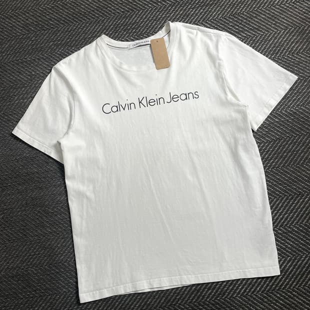캘빈클라인 스펠아웃 화이트 반팔 티셔츠y 4658