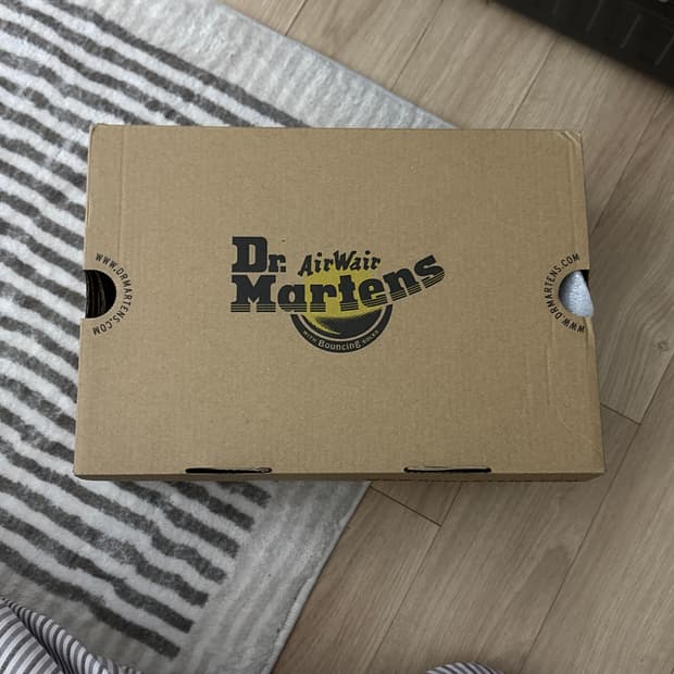 닥터마틴 리더 uk6