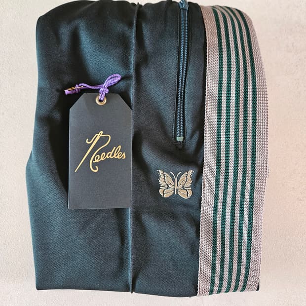 니들스 네로우 트랙팬츠 다크그린 xs