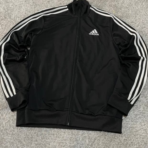 아디다스 블랙 검흰 트랙탑 져지집업 95/M