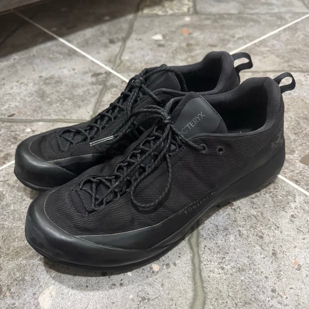 아크테릭스 신발 265