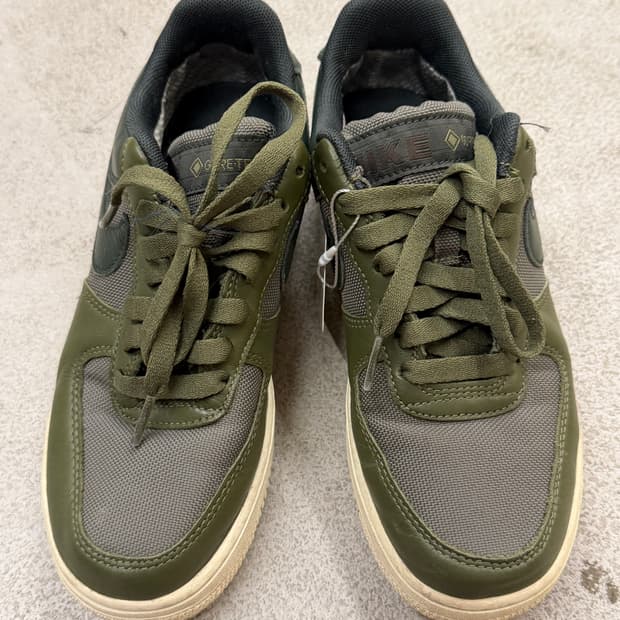 나이키 고어텍스 230