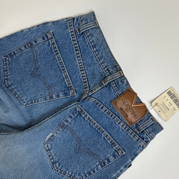 발렌티노 중청 일자핏 데님 팬츠 32