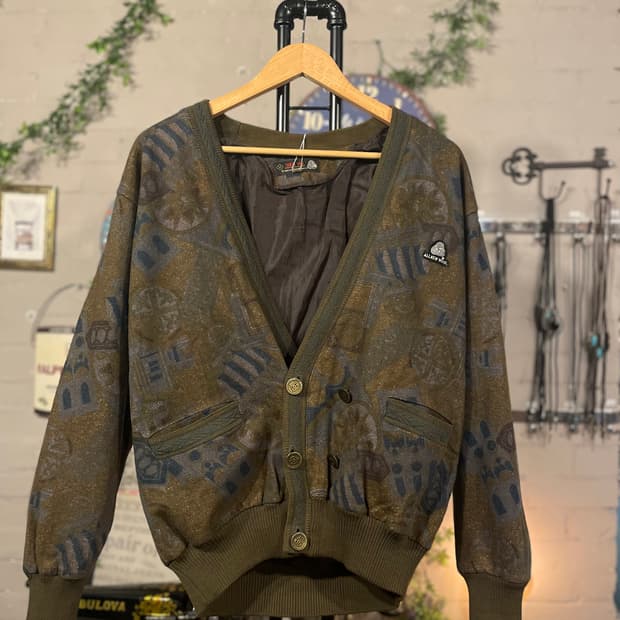 오버핏 패턴 가디건