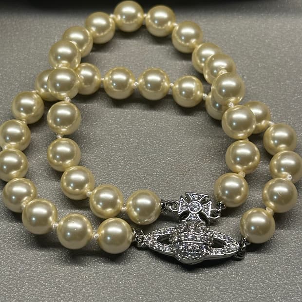 풀박스) 비비안 웨스트우드 그라지엘라 진주 팔찌