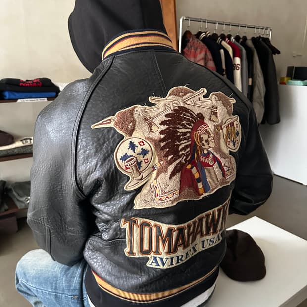 아비렉스 토마호크 레더 바시티 자켓