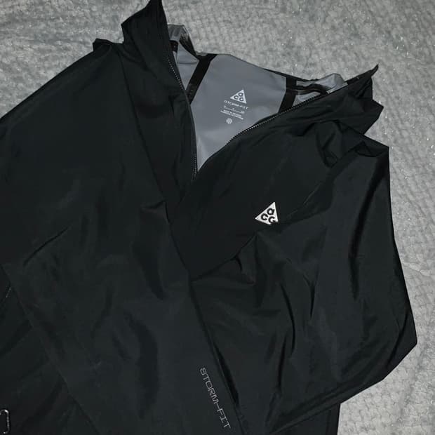 나이키 ACG 스톰핏 ADV 케스케이드 레인 풀 집 자켓 블랙