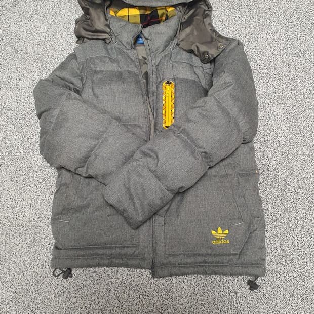 상태 최상 아디다스 오리털 구스다운 패딩 점퍼 그레이