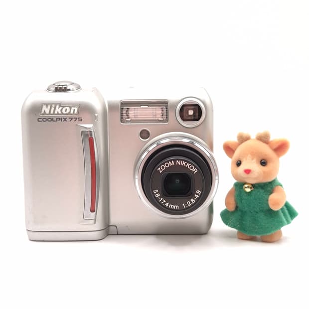 니콘 쿨픽스 775 ✨ 작고 예쁜 클래식 감성디카 💕