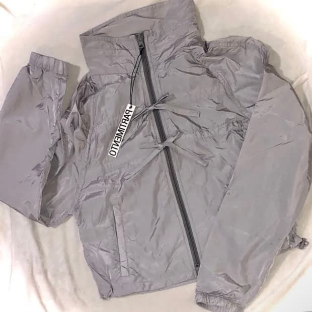 파르티멘토 우먼 셔링 후디 윈드브레이커