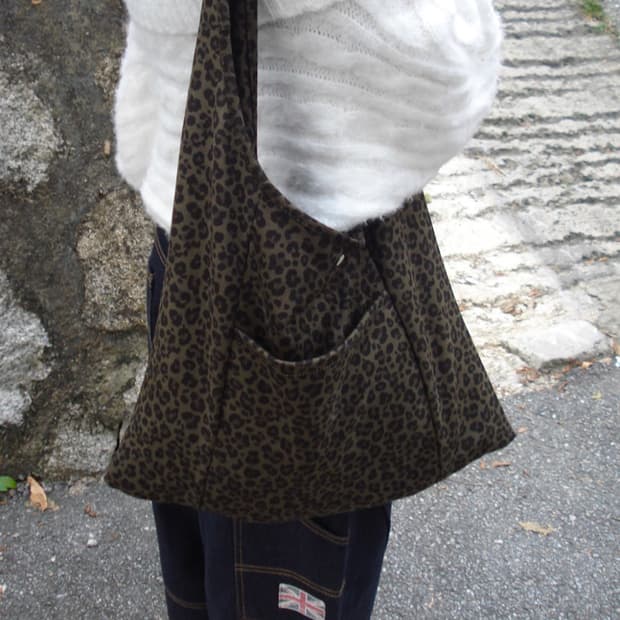 아워캐비넷 레오파드 가방 soho leopard bag