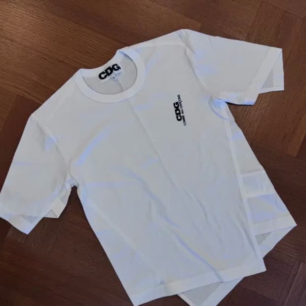 CDG 반팔티셔츠