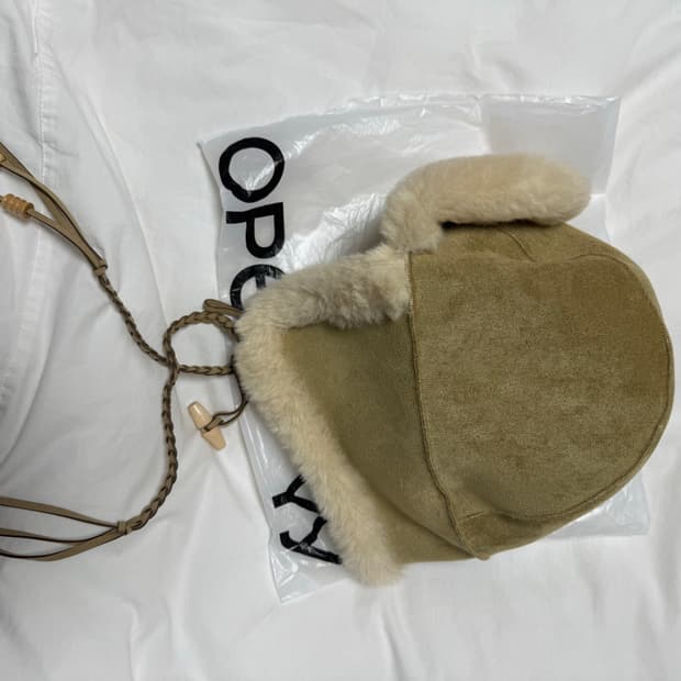 오픈와이와이 시어링 트래퍼햇 베이지