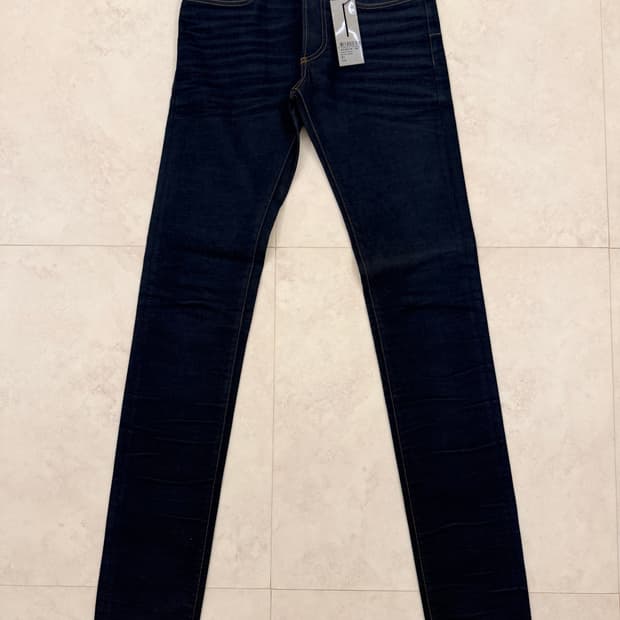 [31] 디올옴므 09fw 프리컨시우스 17.5bas