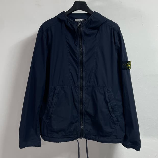 스톤아일랜드 와펜 후디드 집업자켓 (on.606)