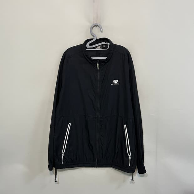 뉴발란스 남성 바람막이 105