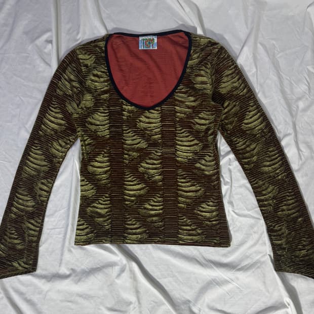 Usa tripp nyc 패턴 롱슬리브 y2k 레이브 사이키델릭