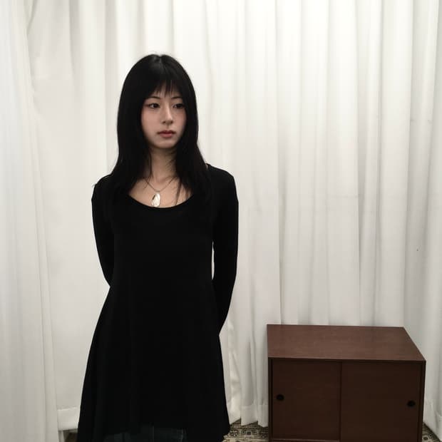 블랙 플레어 롱슬리브