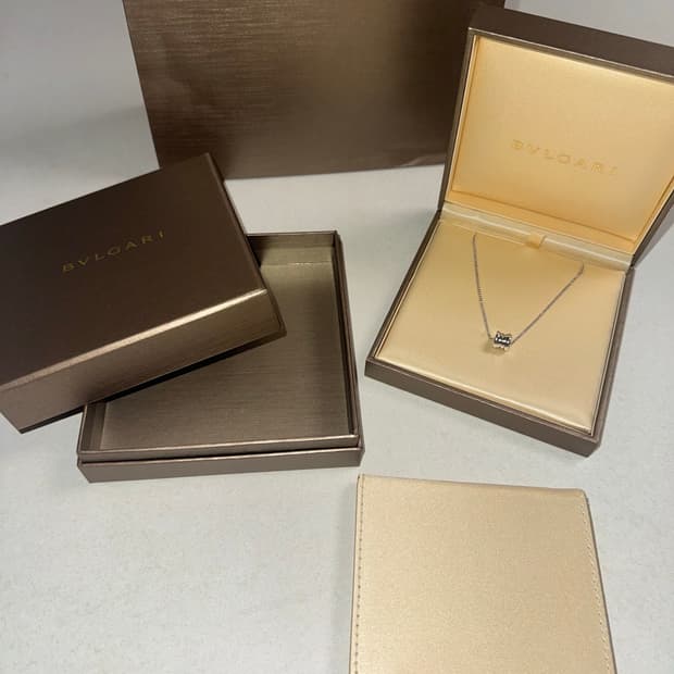 불가리 비제로원 목걸이 화이트골드
