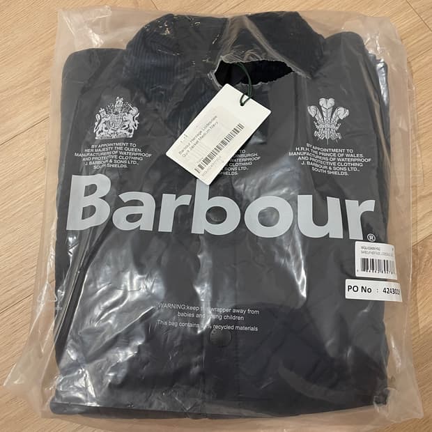 바버 Heritage Liddesdale 퀼트 자켓 네이비 M 사이즈