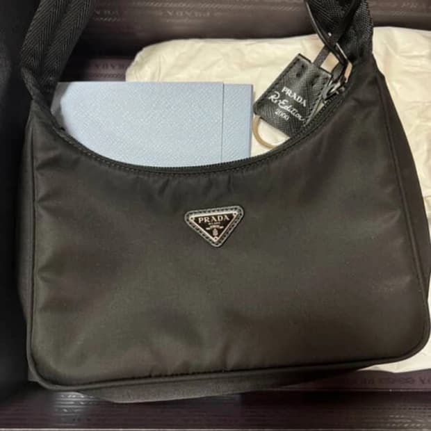 프라다 리에디션 2000 리나일론 미니백