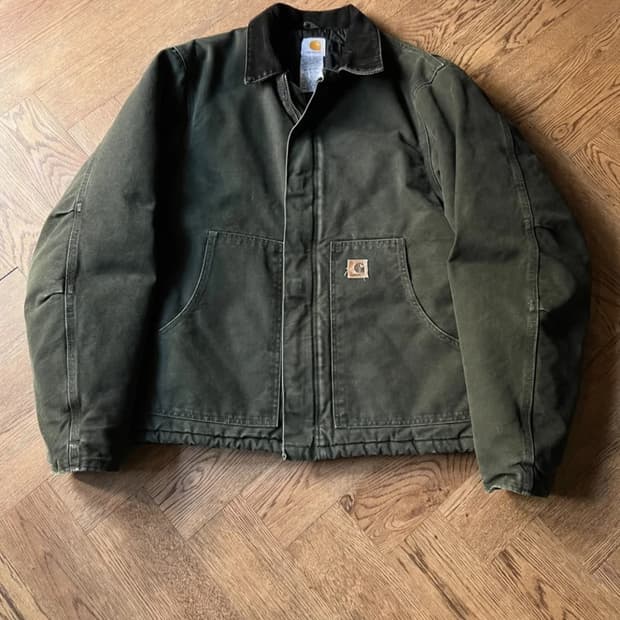 칼하트 j22 mos L 사이즈