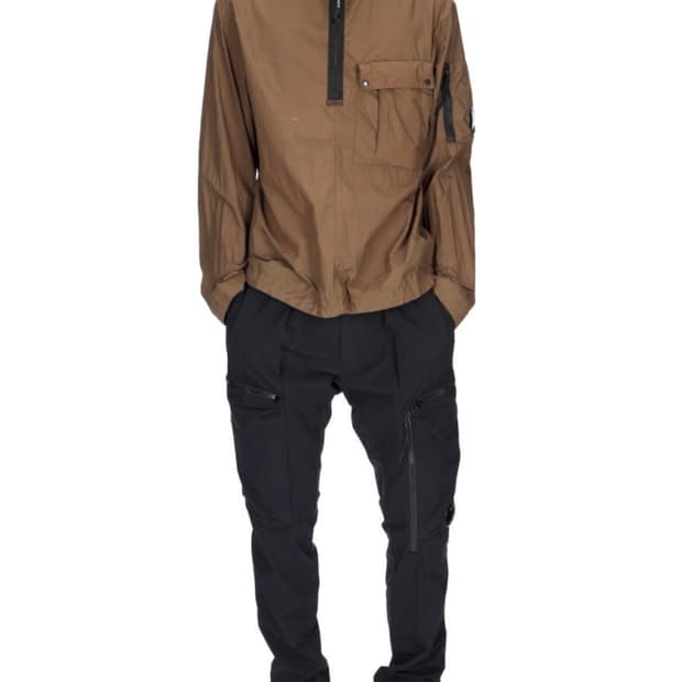 C.P. Company 카키색 셔츠형 바람막이