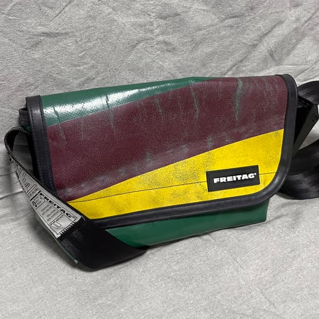 프라이탁 메신저백