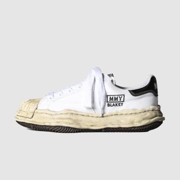 메종 미하라 야스히로 블레이키 OG 다이드 캔버스 로우탑 스니커즈 화이트